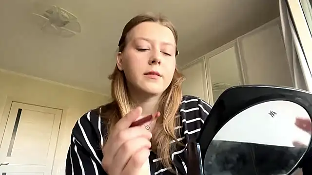 QuietLotus online show from 06/30/26, 07:31