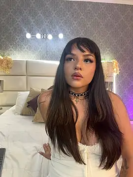 HailyEllis online show from 07/06/26, 11:40