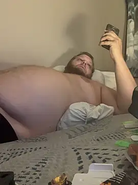 Tallbellybear online show from 07/15/26, 03:45