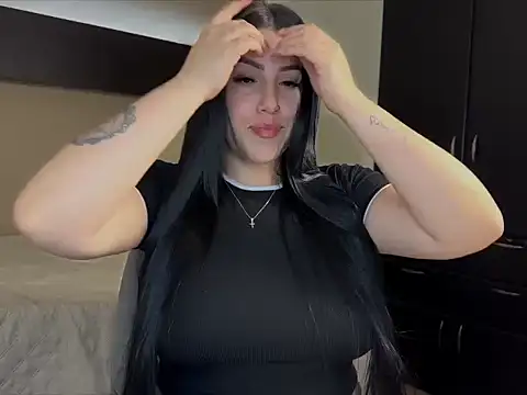 itsLucia  online show from 07/16/26, 01:00