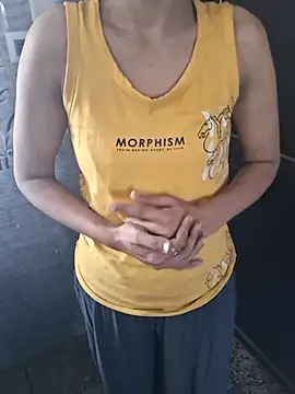 Snapshot of _sneha_sharma_ chatting on 07/19/26, 11:25 sneha sharma online show from 07/19/26, 11:25