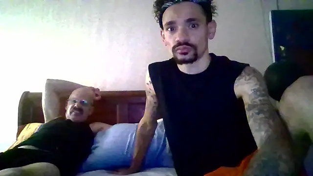Snapshot of DrewsThatTop chatting on 07/18/26, 09:46 DrewsThatTop online show from 07/18/26, 09:46