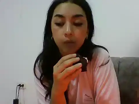 Kaia Bloom online show from 07/03/26, 02:18