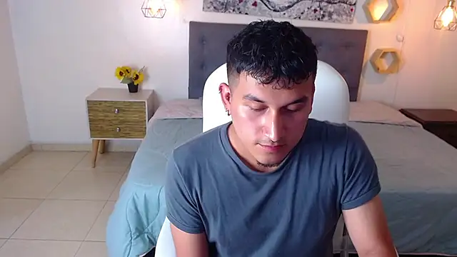 Lucas morenty online show from 07/04/26, 07:20