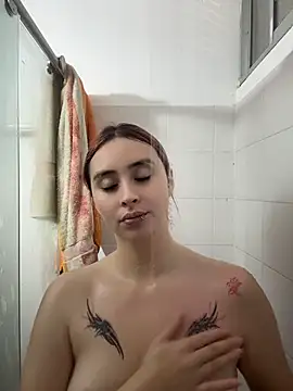 Sophiia Luxx online show from 07/07/26, 06:34