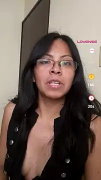 Snapshot of sweet_tulipan chatting on 07/13/26, 10:12 sweet tulipan online show from 07/13/26, 10:12