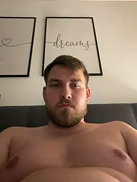 Snapshot of MarcoFootlover1 chatting on 07/03/26, 05:25 MarcoFootlover1 online show from 07/03/26, 05:25