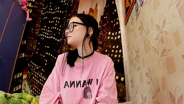 HoneyMolly  online show from 07/13/26, 10:40