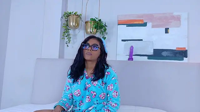 MikaellaFoxx online show from 08/04/26, 03:21