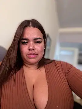 AliceStarshine online show from 02/26/25, 06:11