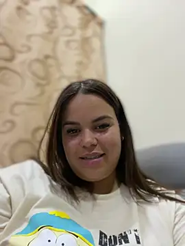 AliceStarshine online show from 03/18/25, 02:04