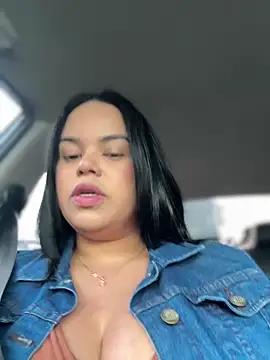 AliceStarshine online show from 10/14/25, 03:24