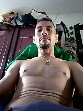 Snapshot of BrayanPolo chatting on 07/12/26, 08:33 BrayanPolo online show from 07/12/26, 08:33