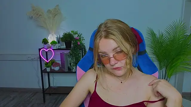JaylaBrown online show from 07/16/26, 04:35