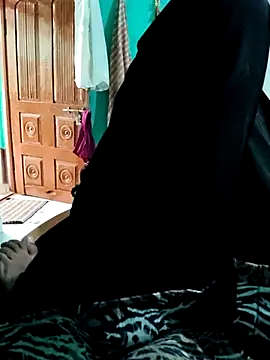 sexyboysam01 online show from 07/15/26, 06:40