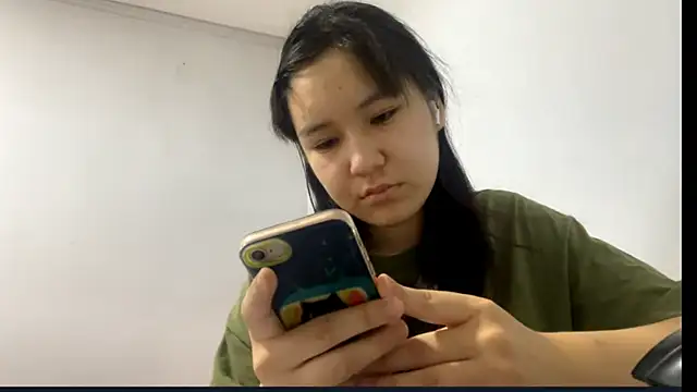 Snapshot of KaseyLeak chatting on 07/09/26, 10:30 KaseyLeak online show from 07/09/26, 10:30