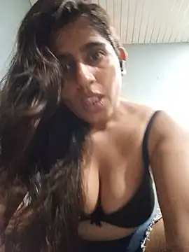 Snapshot of nisha-barby chatting on 07/06/26, 11:07 nisha-barby online show from 07/06/26, 11:07
