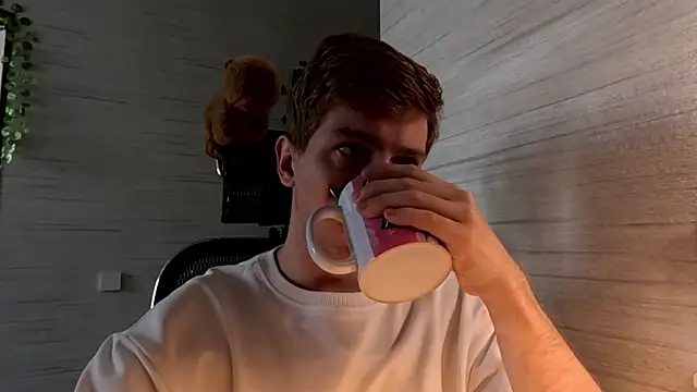 Einar Nut online show from 07/06/26, 02:14
