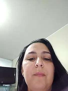 valeria1883 online show from 07/05/26, 06:15
