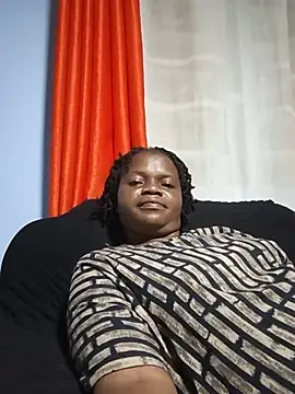 Snapshot of Lilianag chatting on 07/14/26, 10:59 Lilianag online show from 07/14/26, 10:59