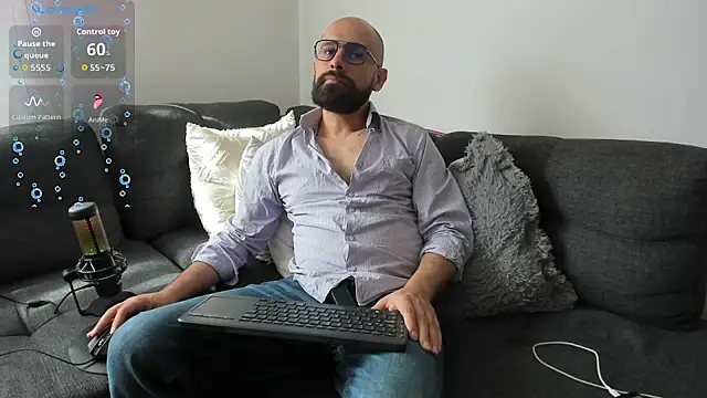 ezequiel mobland online show from 07/08/26, 01:26
