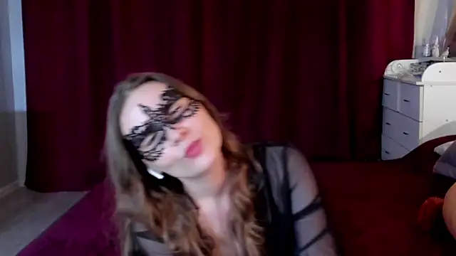 Snapshot of KatherineNoir chatting on 07/05/26, 03:41 KatherineNoir online show from 07/05/26, 03:41