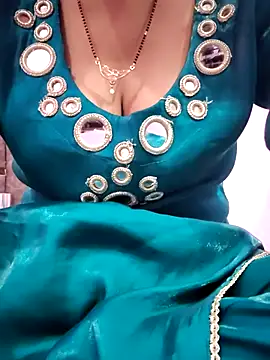 usha  004 online show from 07/06/26, 11:07
