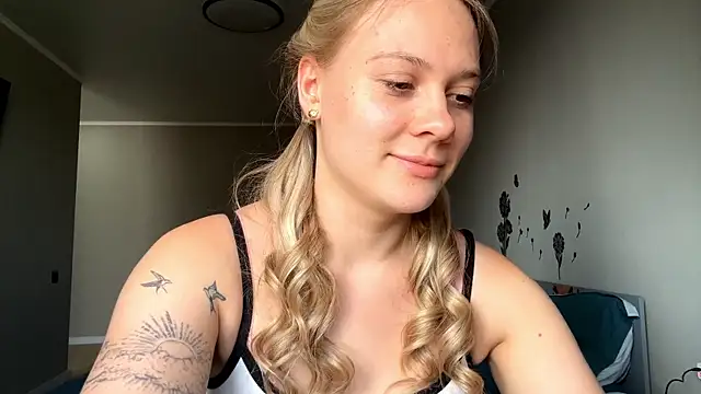Stefany Bloserful online show from 07/06/26, 02:14
