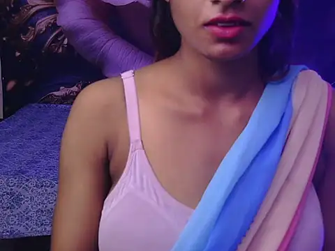 Snapshot of its-vani chatting on 07/08/26, 06:07 its-vani online show from 07/08/26, 06:07