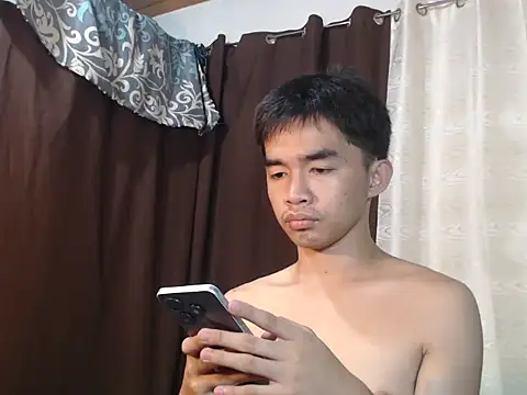 HotNextDoor online show from 07/07/26, 06:47