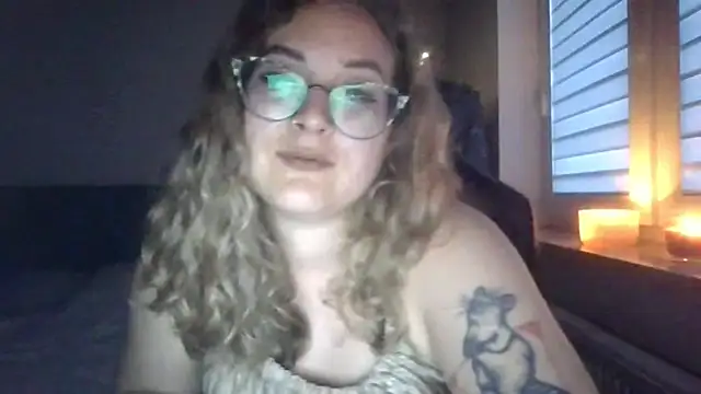 LucyTease online show from 07/07/26, 06:45
