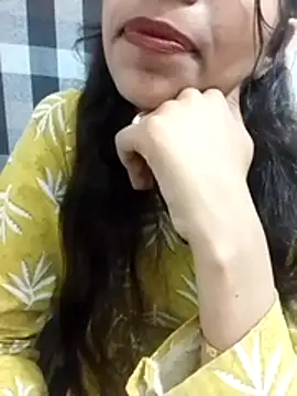 Snapshot of Bhumika_jha chatting on 07/07/26, 11:14 Bhumika jha online show from 07/07/26, 11:14