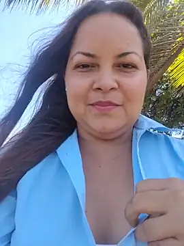 Alexandravaliente  online show from 07/17/26, 06:24
