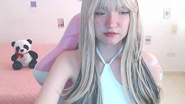 SweetSkyy 1 online show from 07/10/26, 10:34