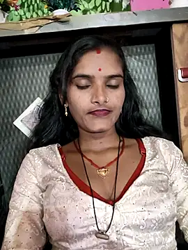 Cute shivangi825 online show from 07/11/26, 03:37