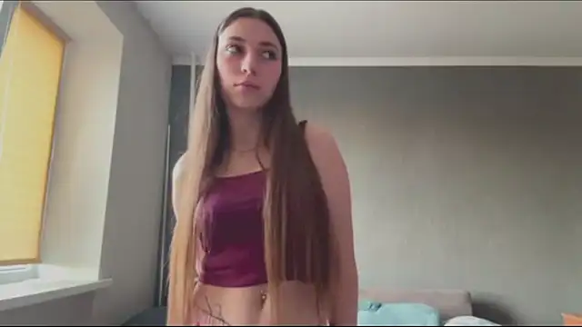 LilliamDowling online show from 07/10/26, 05:48