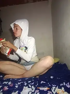 arianahillt online show from 07/17/26, 04:08