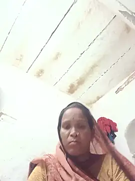 Snapshot of Vineeta_hot10 chatting on 07/15/26, 03:50 Vineeta hot10 online show from 07/15/26, 03:50