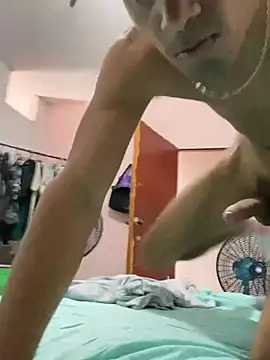 jonathan hot  online show from 07/16/26, 06:58