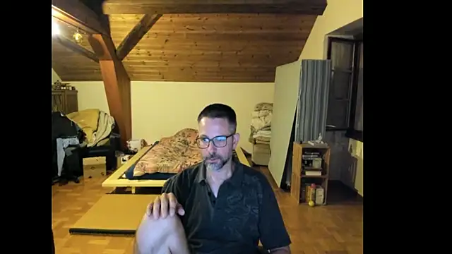 supersquirrel online show from 07/16/26, 11:33