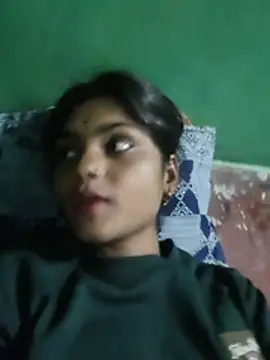 Snapshot of Shivani__sharmaa chatting on 08/01/26, 02:05 Shivani sharmaa online show from 08/01/26, 02:05