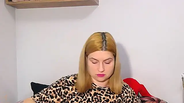 alisenties online show from 02/22/26, 03:43