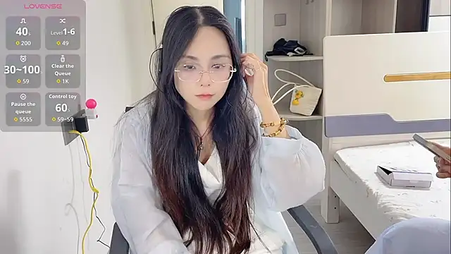 yishan-22 online show from 07/14/26, 07:46