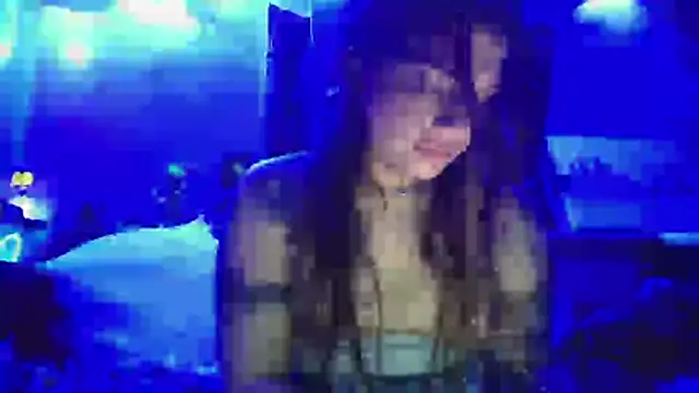 Snapshot of UrHellBri-L chatting on 07/15/26, 09:47 UrHellBri-L online show from 07/15/26, 09:47