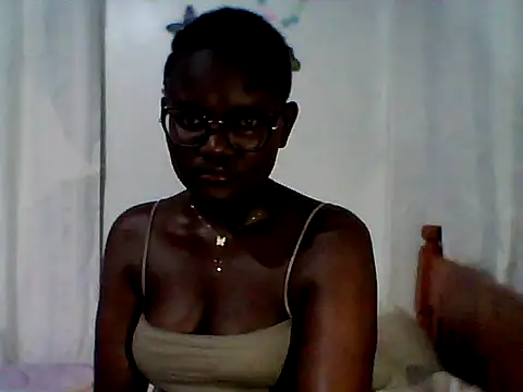 Snapshot of finegirlsheila chatting on 07/17/26, 07:30 finegirlsheila online show from 07/17/26, 07:30
