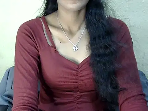 Snapshot of Hayat_K chatting on 07/17/26, 12:50 Hayat K online show from 07/17/26, 12:50