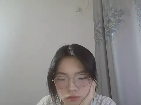 Snapshot of coco-zh chatting on 07/15/26, 09:14 coco-zh online show from 07/15/26, 09:14