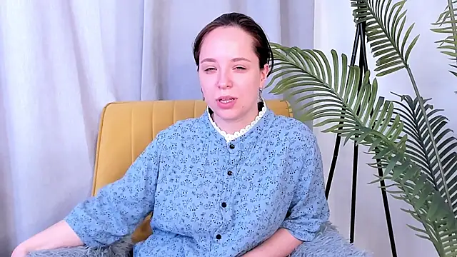 RhonaCavers online show from 07/18/26, 08:29
