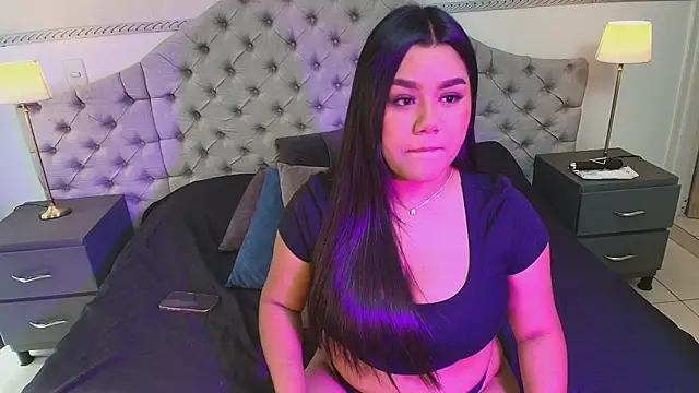 Sofy lee online show from 07/16/26, 08:04