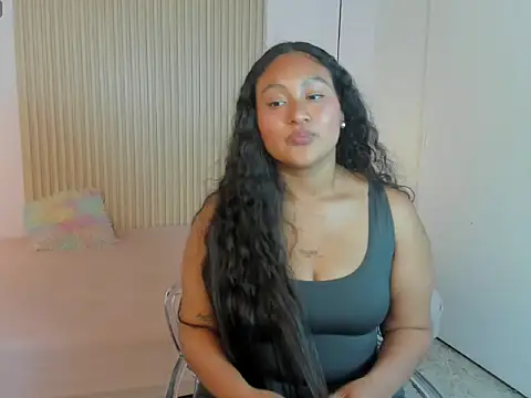 SerenaFordd online show from 07/14/26, 08:47